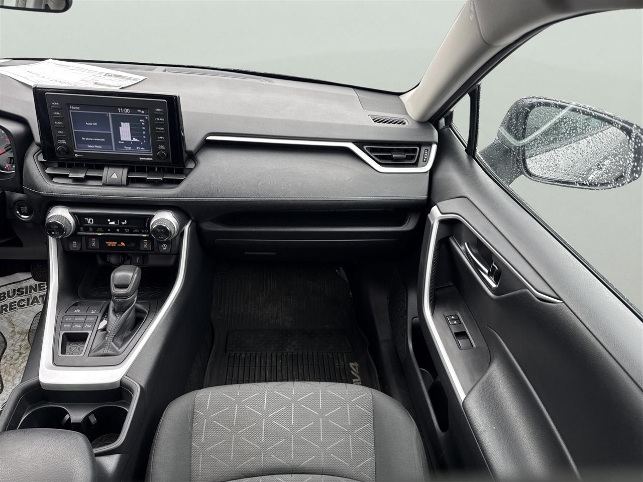 Toyota RAV4 XLE AWD (Natl) 2020