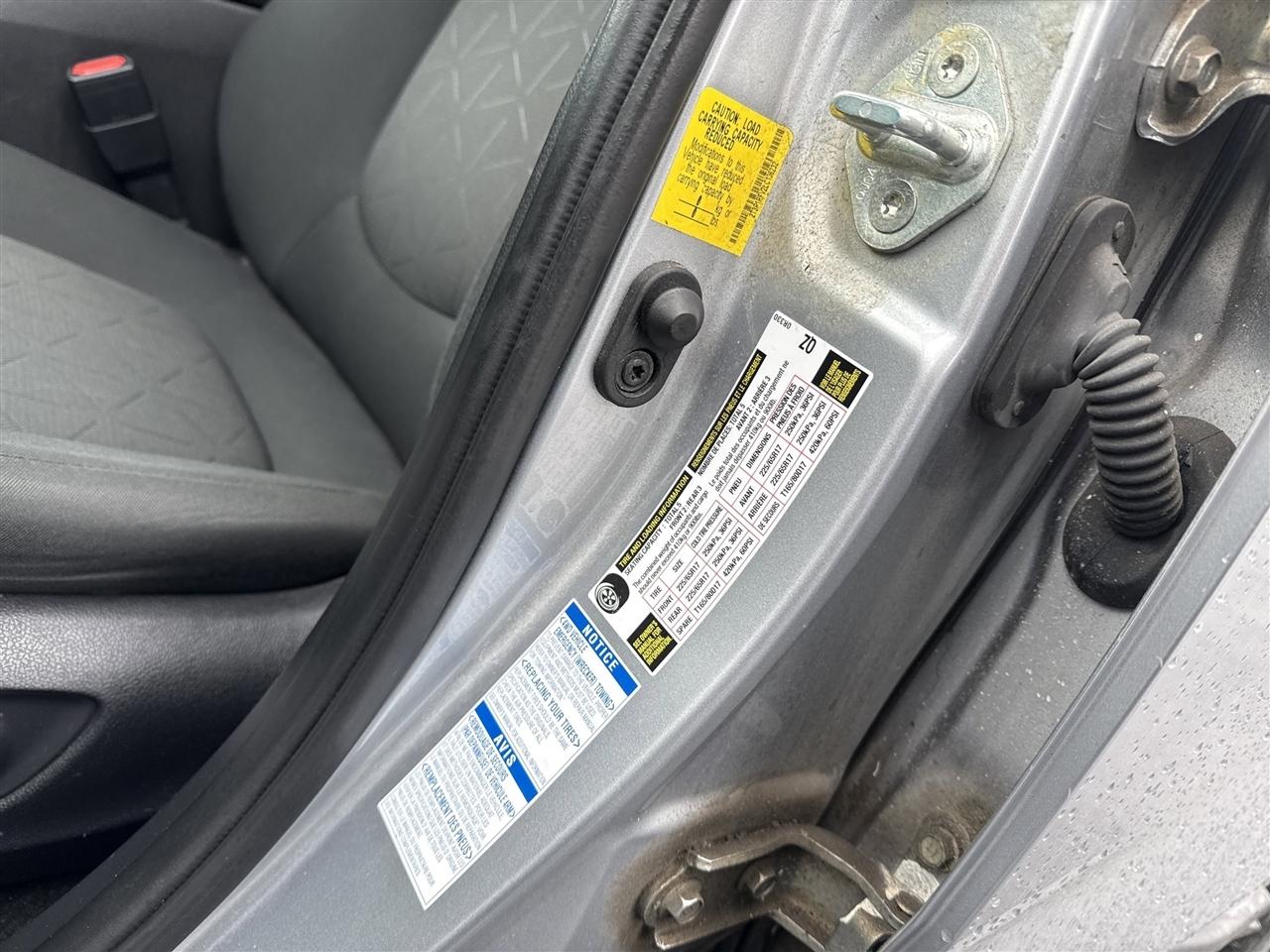 Toyota RAV4 XLE AWD (Natl) 2020