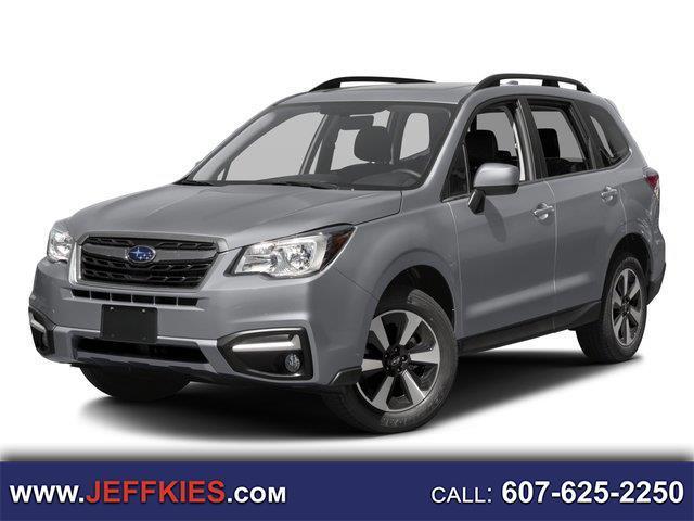 Subaru Forester 2.5i Limited CVT 2017