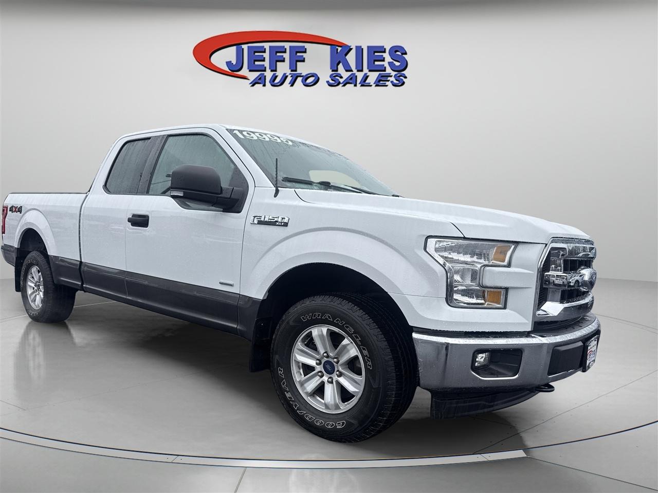 Ford F-150 Lariat 4WD SuperCab 8' Box 2017