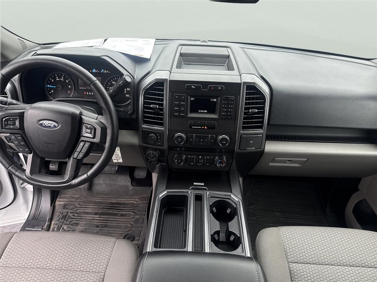 Ford F-150 Lariat 4WD SuperCab 8' Box 2017