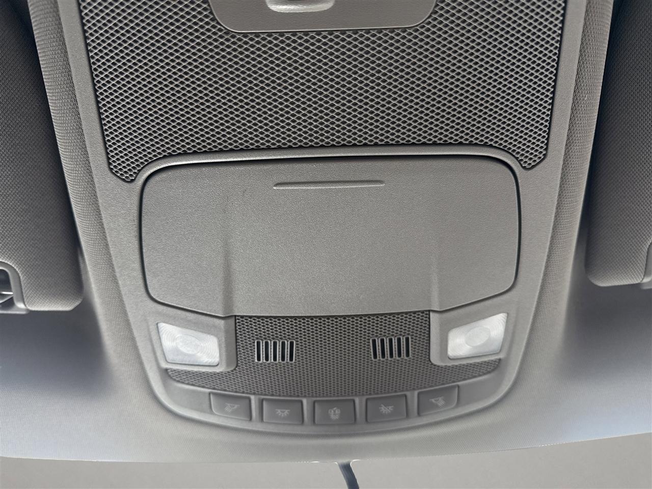 Ford F-150 Lariat 4WD SuperCab 8' Box 2017