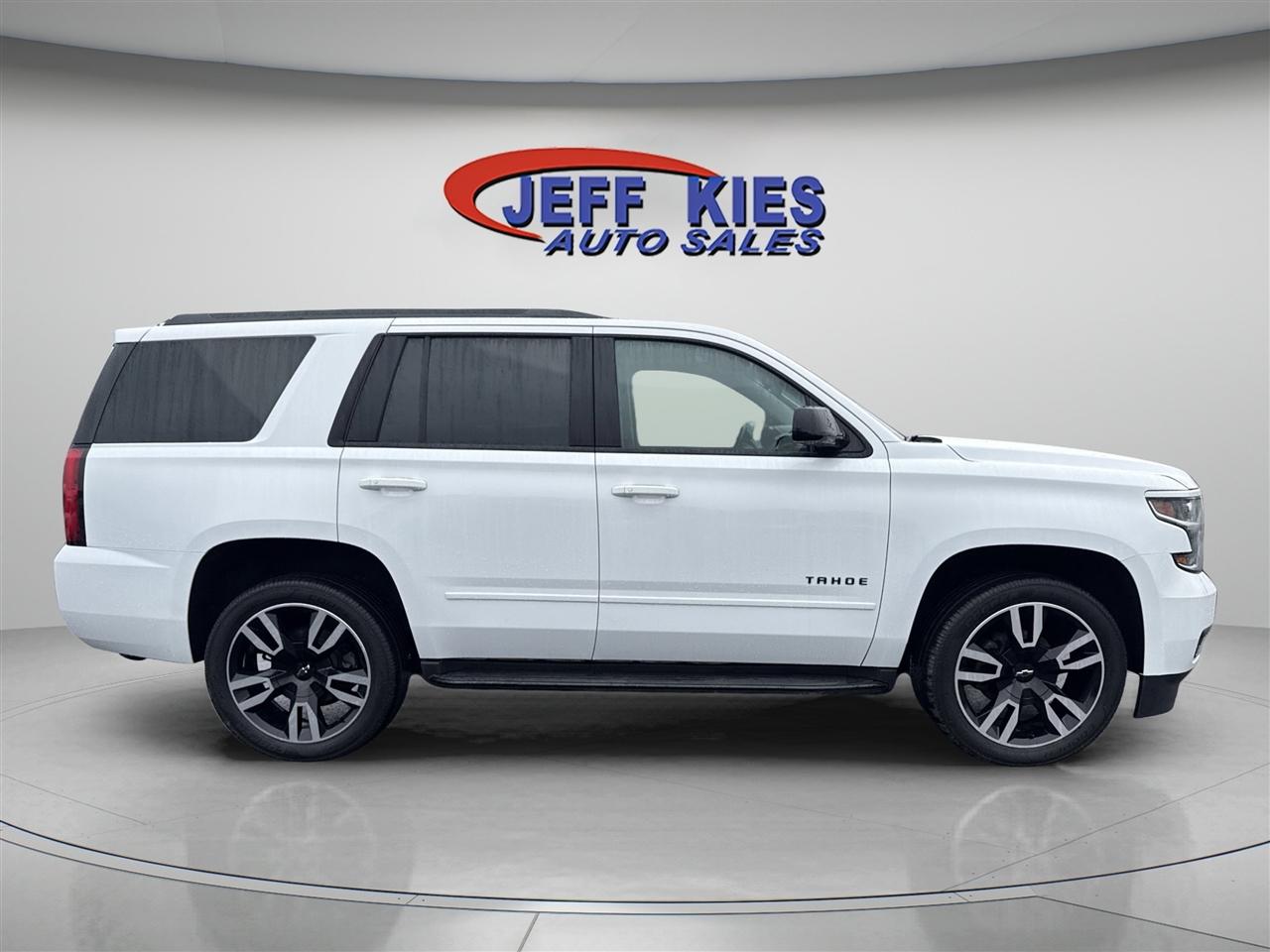 Chevrolet Tahoe 4WD 4dr Premier 2018