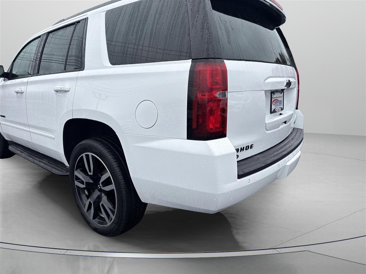 Chevrolet Tahoe 4WD 4dr Premier 2018