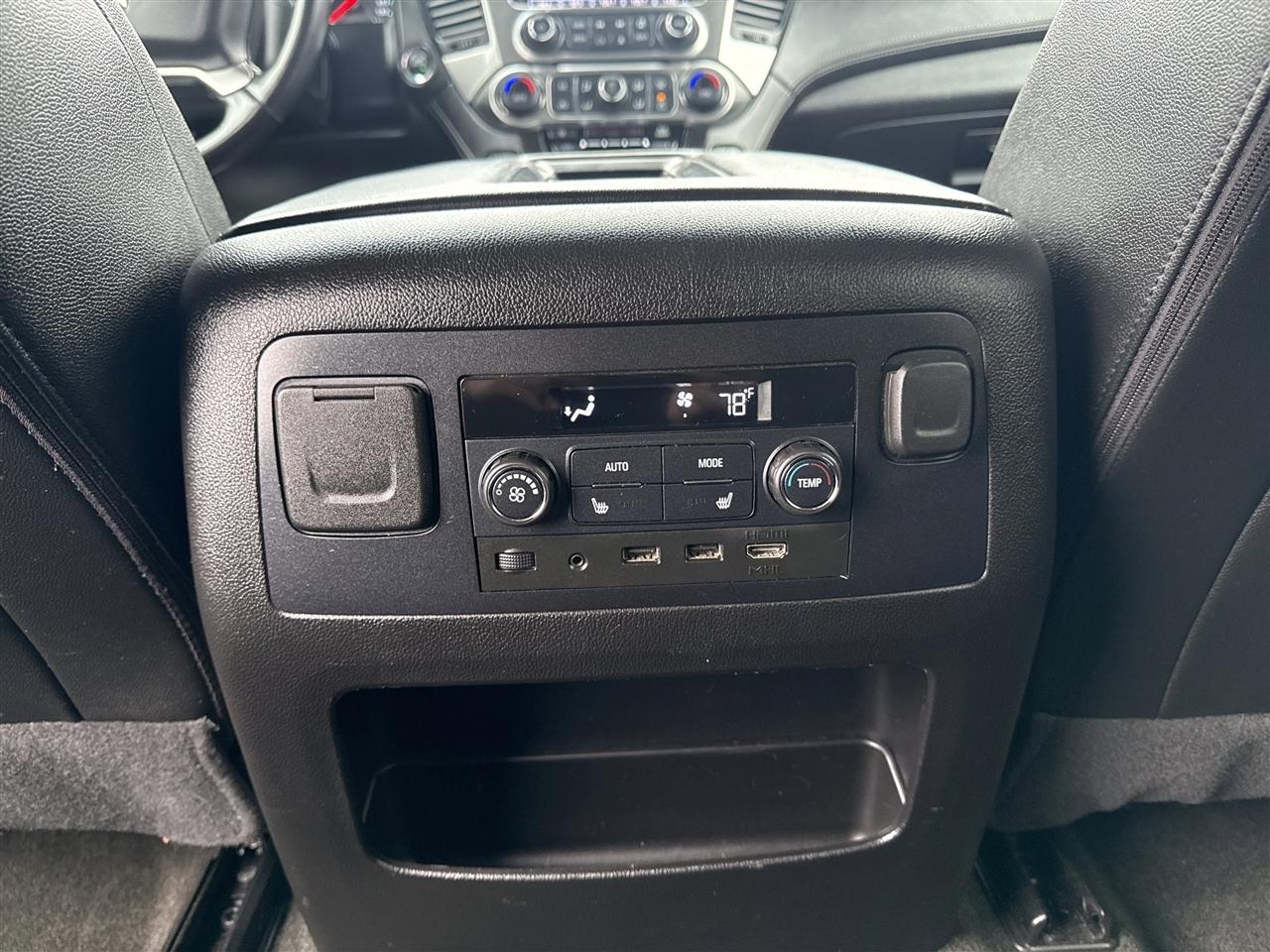 Chevrolet Tahoe 4WD 4dr Premier 2018