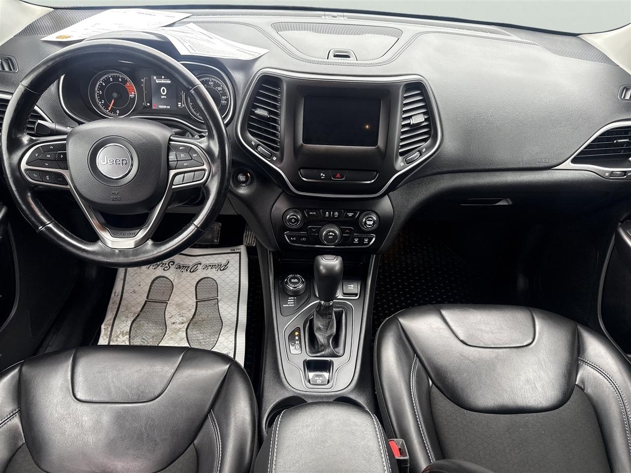 Jeep Cherokee Latitude Plus 4x4 2020