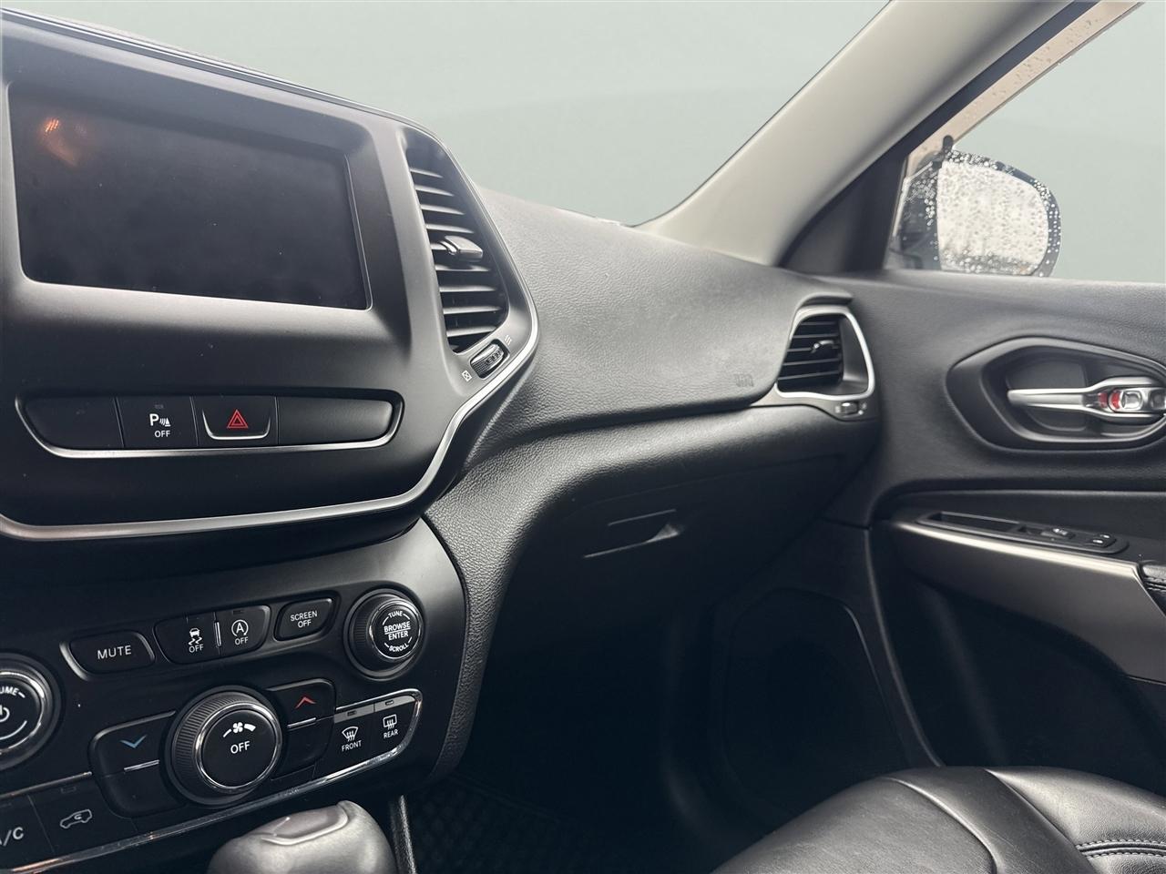 Jeep Cherokee Latitude Plus 4x4 2020