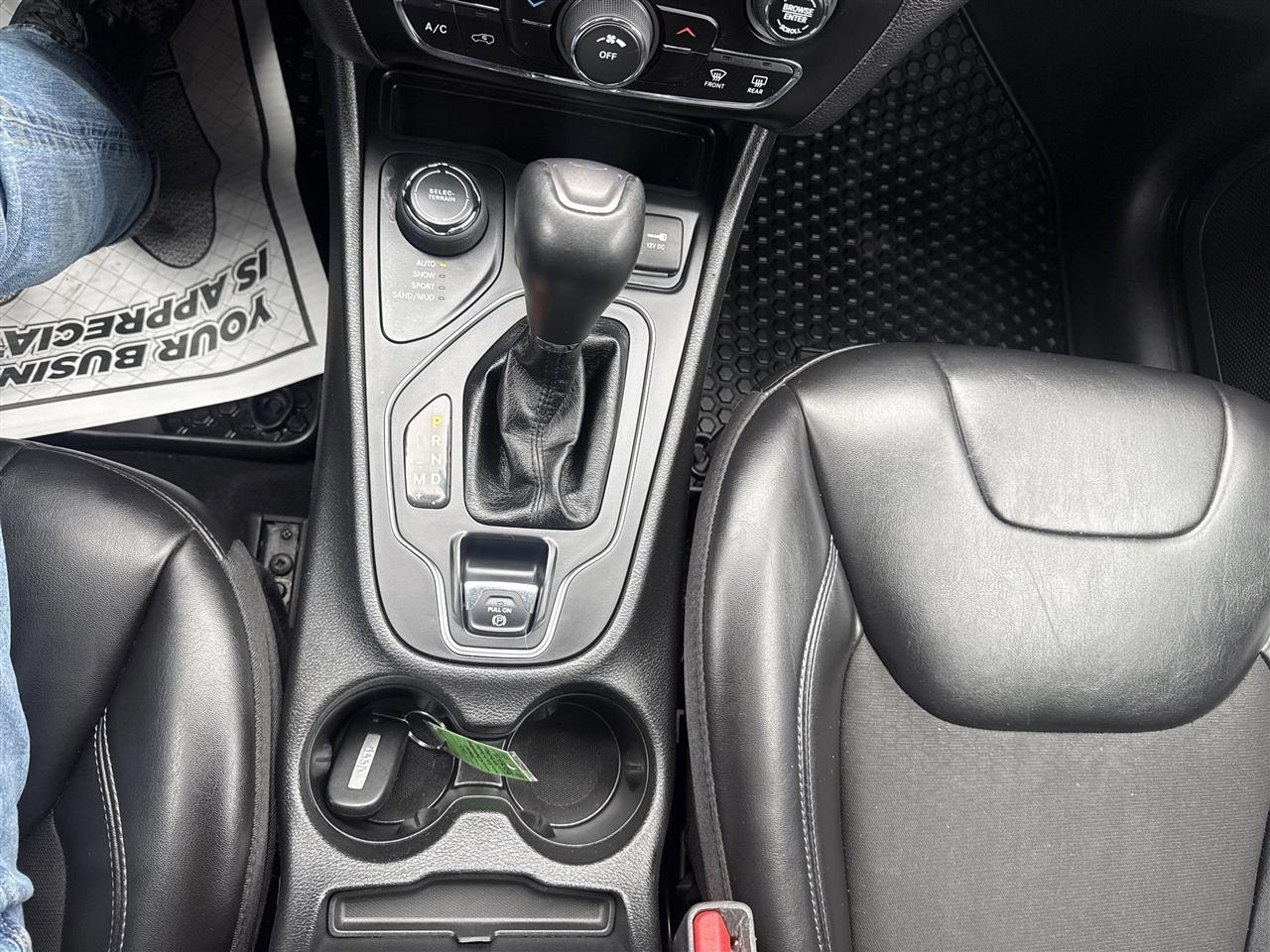 Jeep Cherokee Latitude Plus 4x4 2020