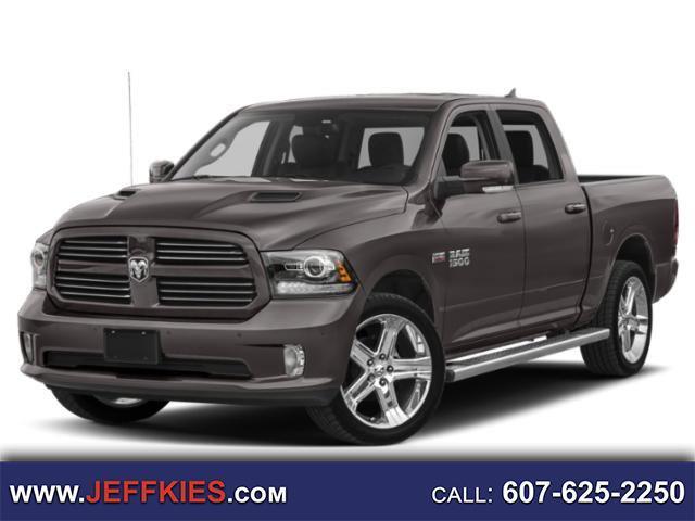 RAM 1500 Big Horn 4x4 Crew Cab 5'7" Box 2018