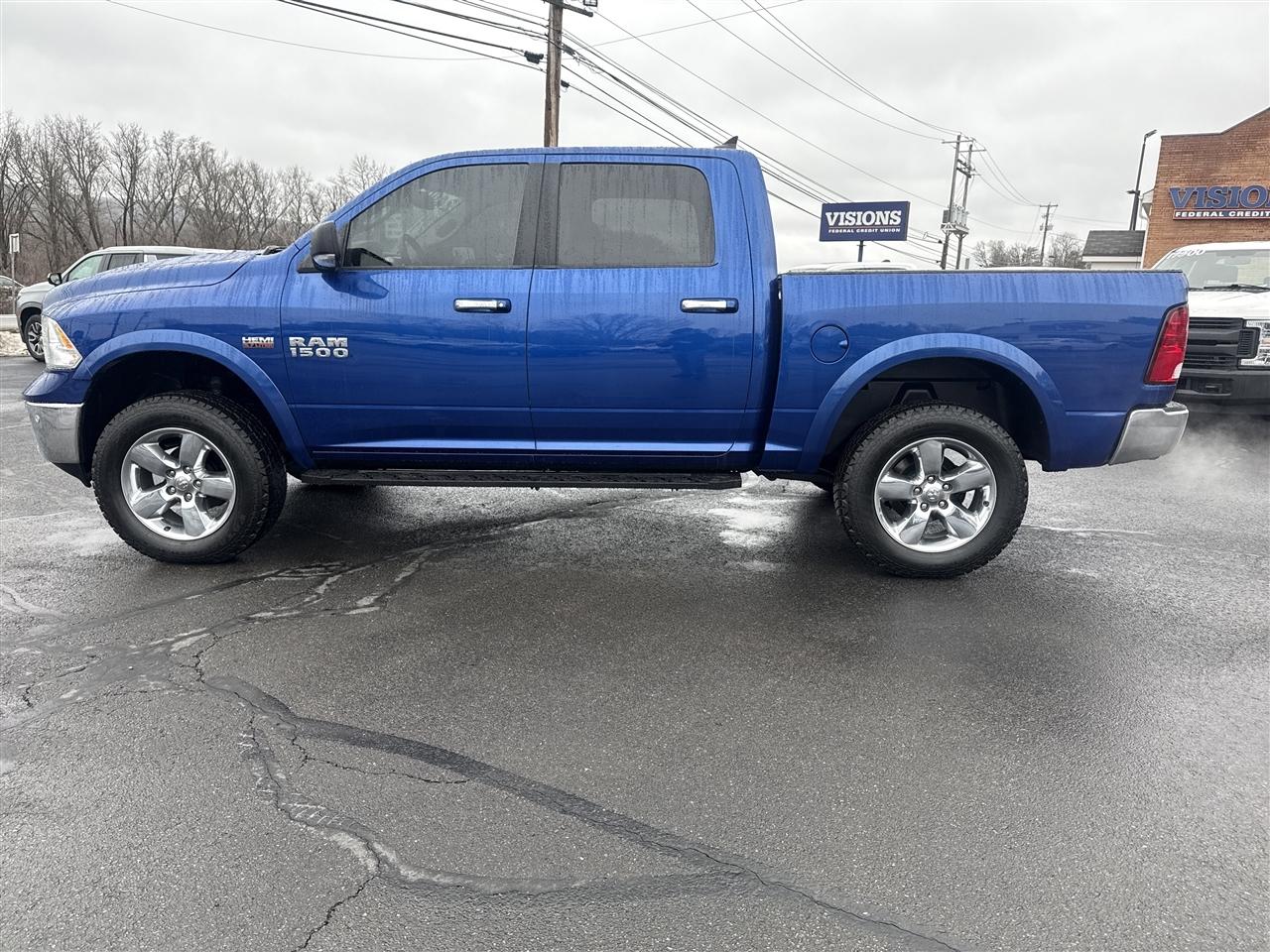 RAM 1500 Big Horn 4x4 Crew Cab 5'7" Box 2018