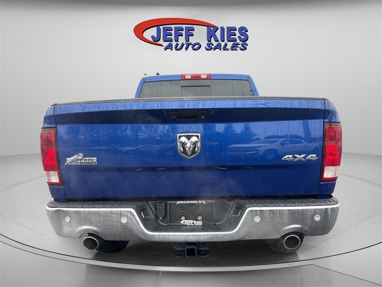 RAM 1500 Big Horn 4x4 Crew Cab 5'7" Box 2018