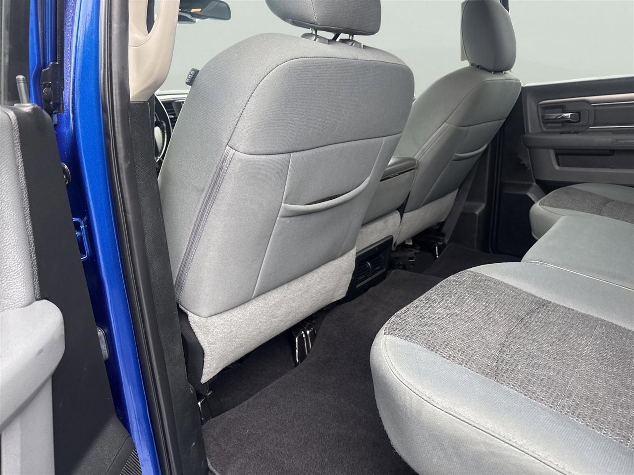 RAM 1500 Big Horn 4x4 Crew Cab 5'7" Box 2018