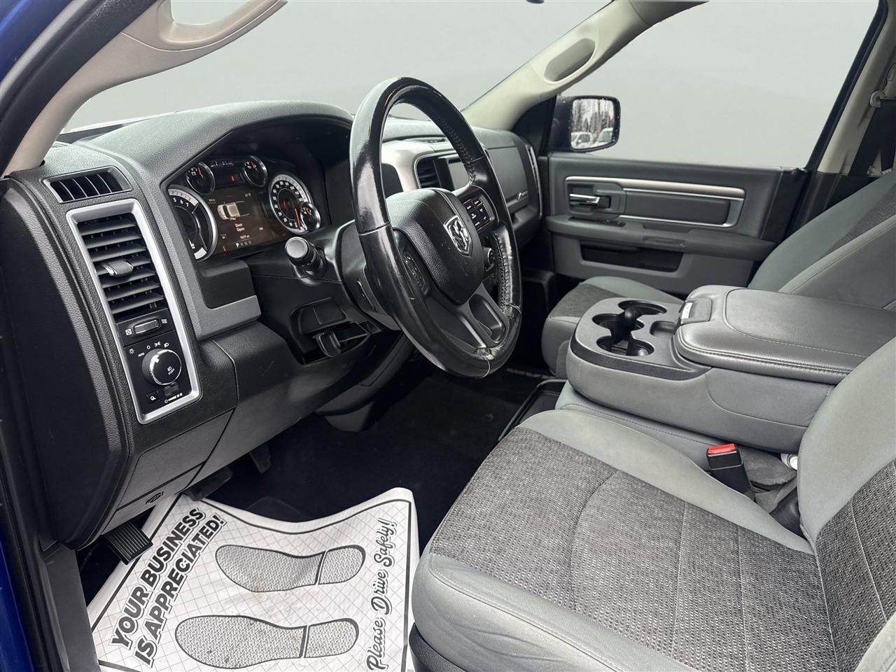 RAM 1500 Big Horn 4x4 Crew Cab 5'7" Box 2018