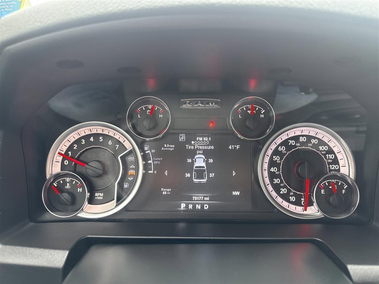 RAM 1500 Big Horn 4x4 Crew Cab 5'7" Box 2018