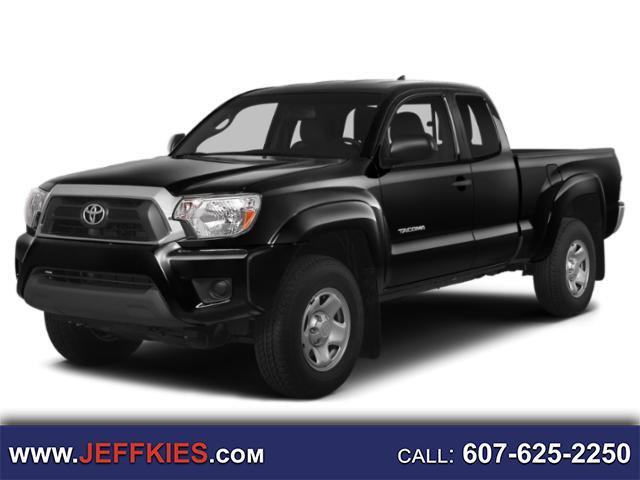 Toyota Tacoma 2WD Access Cab I4 AT (Natl) 2015