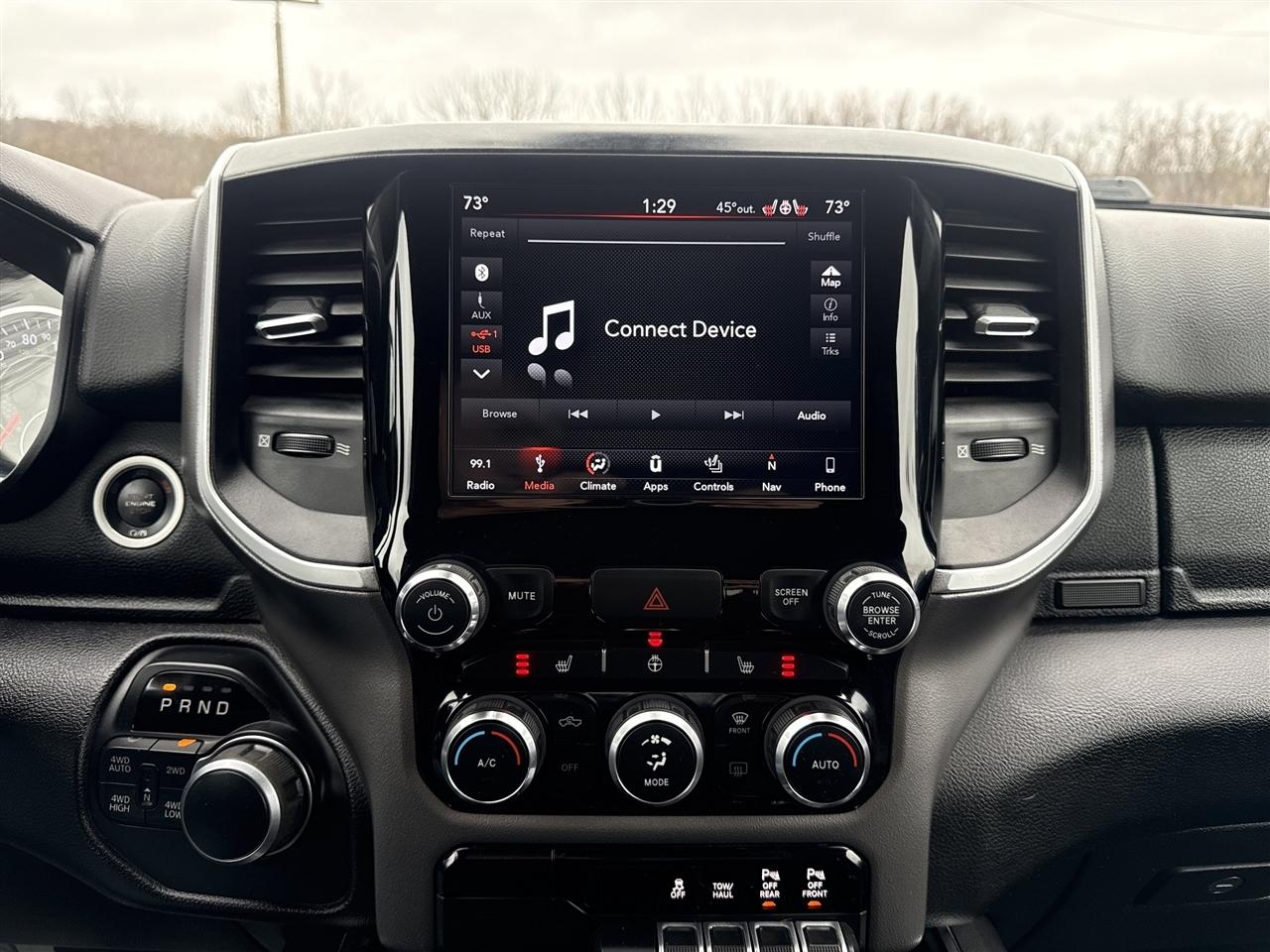 RAM 1500 Big Horn/Lone Star 4x4 Crew Cab 5'7" Box 2019