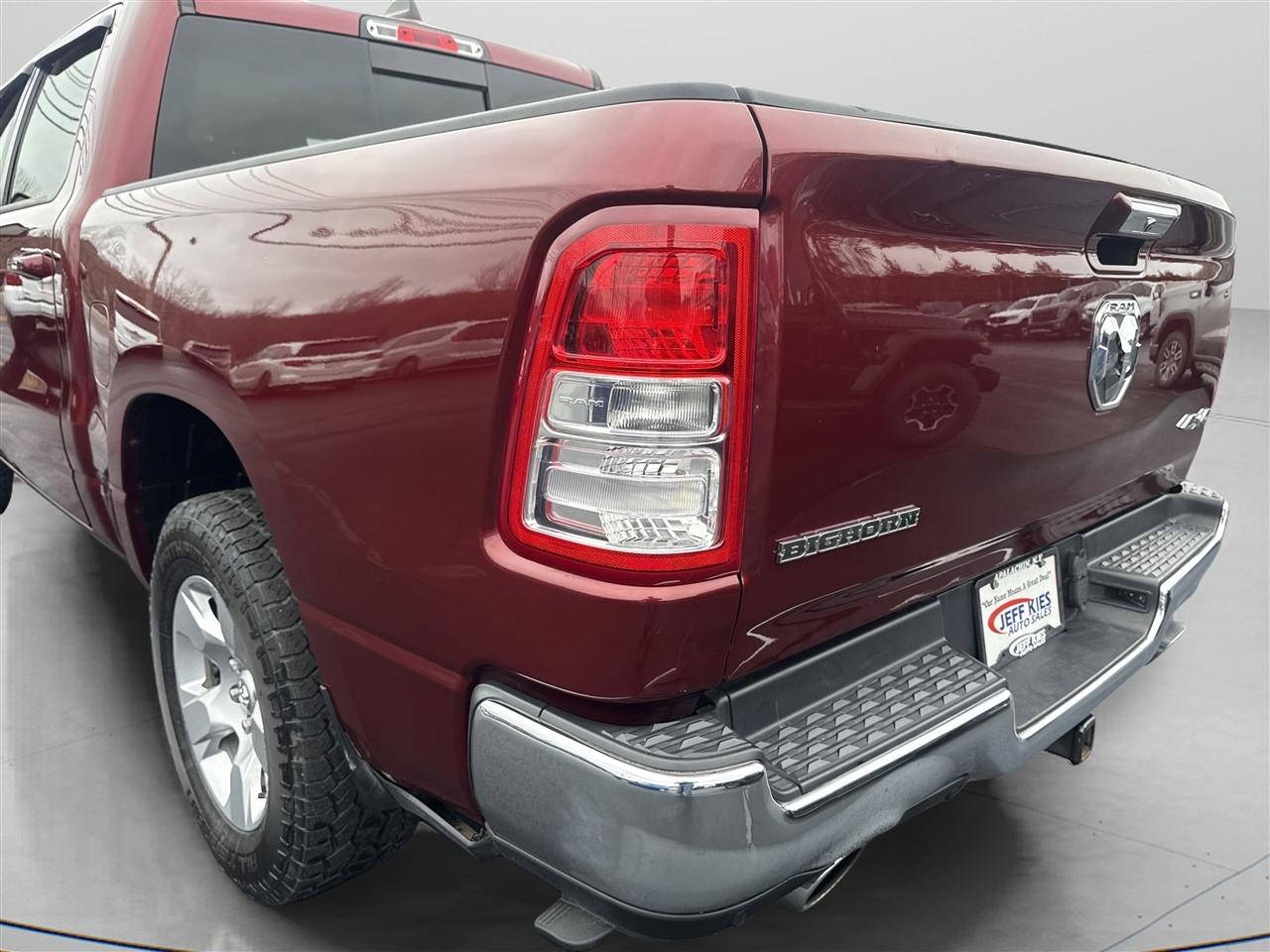 RAM 1500 Big Horn/Lone Star 4x4 Crew Cab 5'7" Box 2019