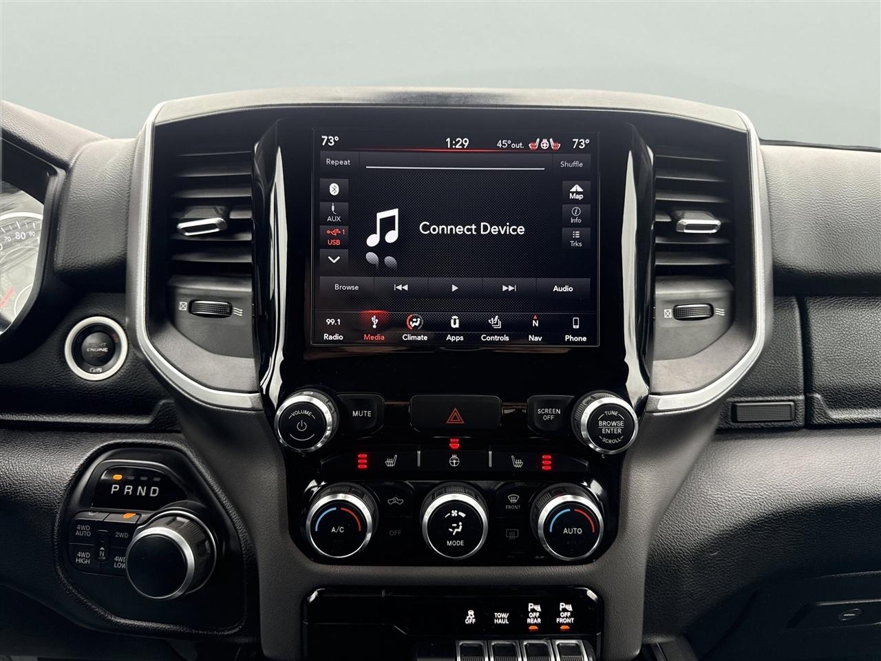 RAM 1500 Big Horn/Lone Star 4x4 Crew Cab 5'7" Box 2019