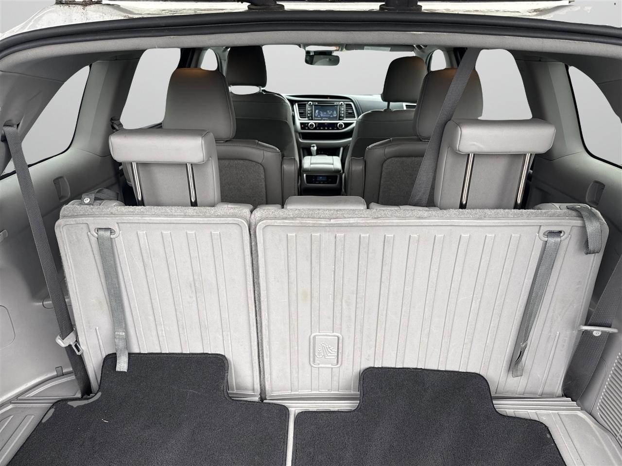 Toyota Highlander Hybrid Limited V6 AWD (Natl) 2019