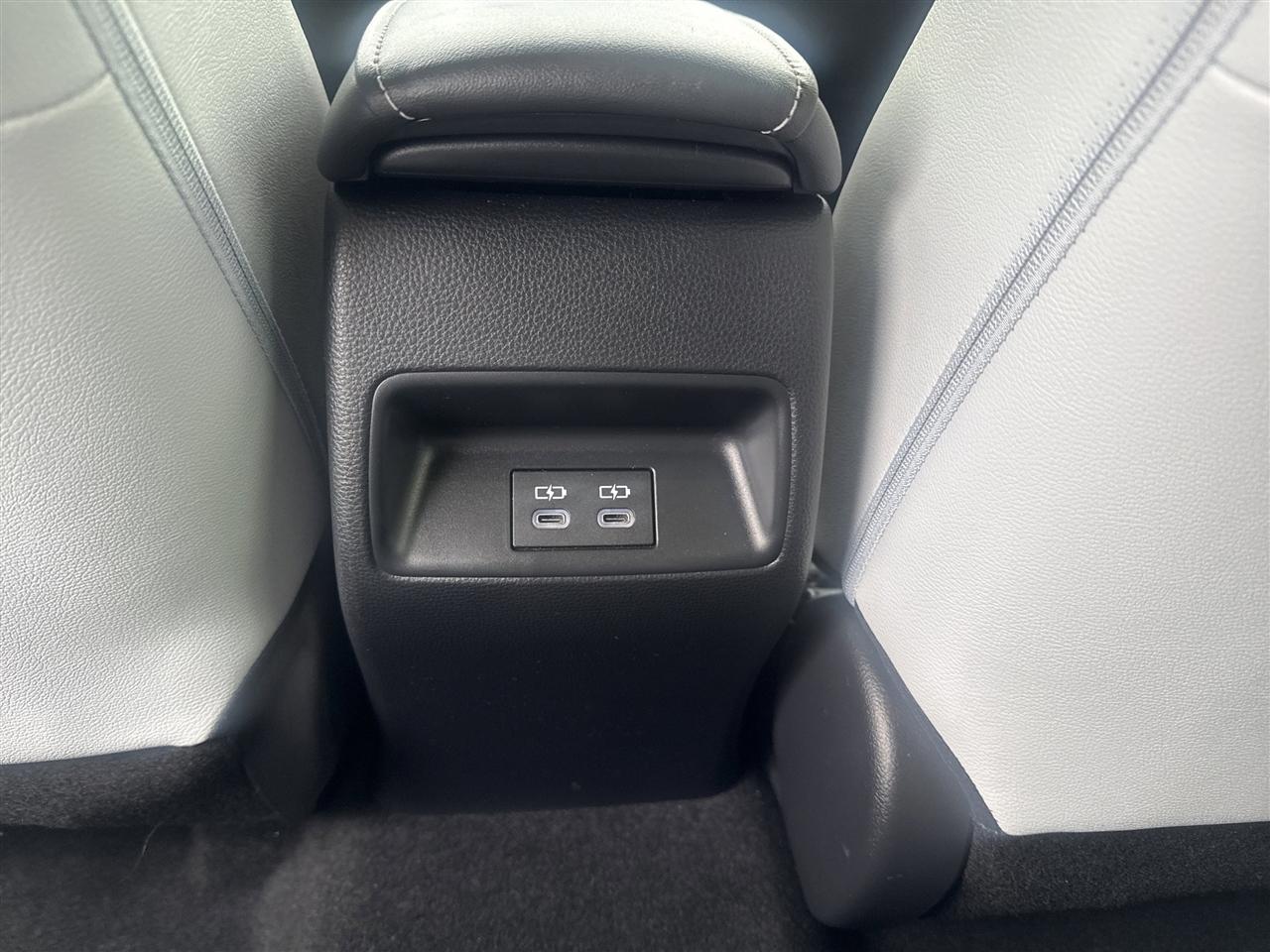 Toyota Corolla Hatchback XSE CVT (Natl) 2024