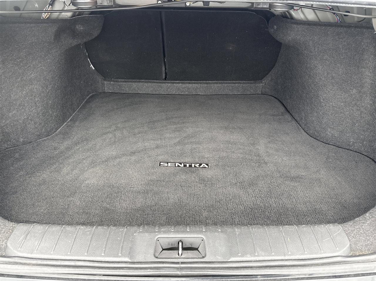 Nissan Sentra SV CVT 2024