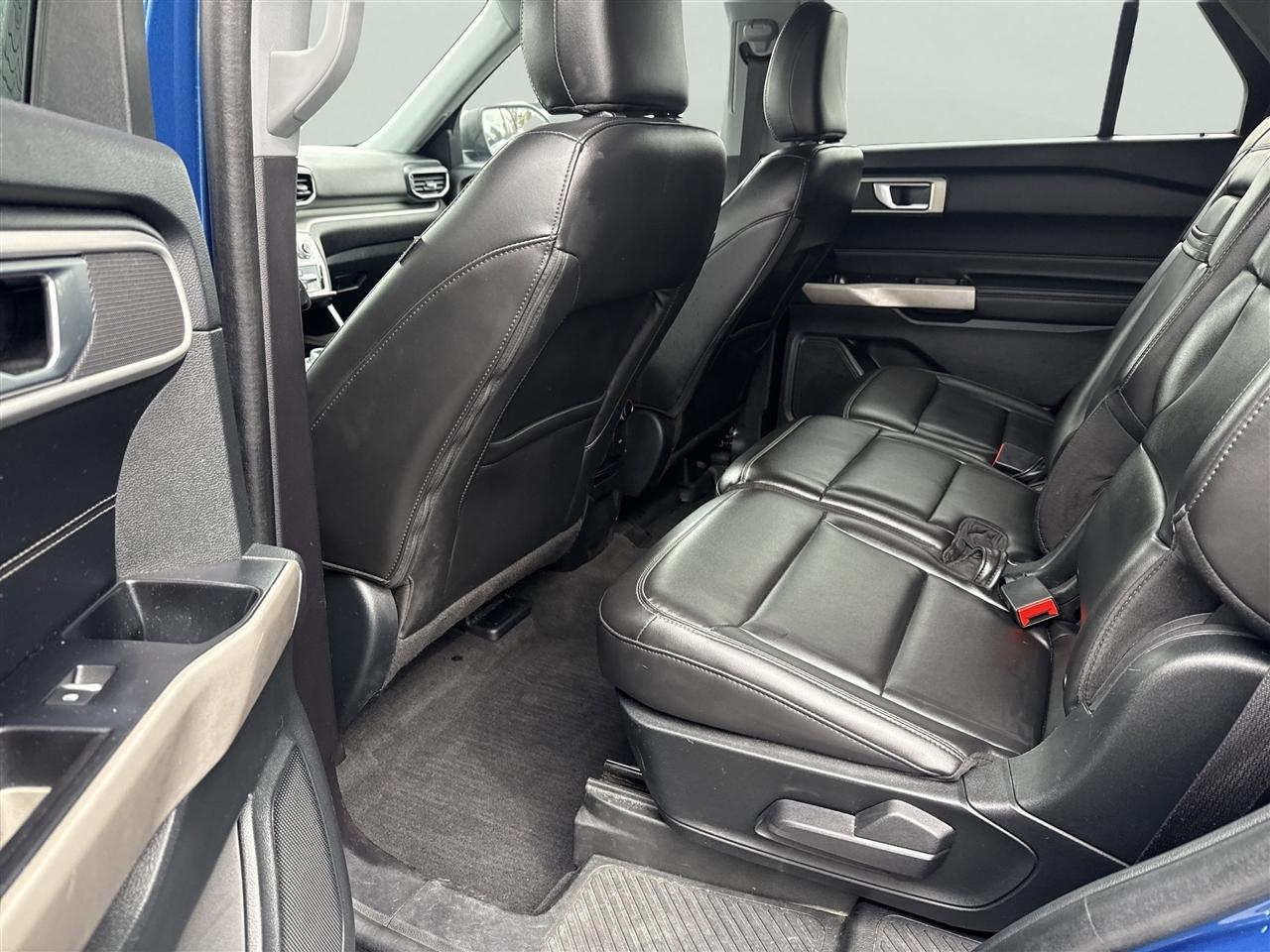 Ford Explorer XLT 4WD 2022