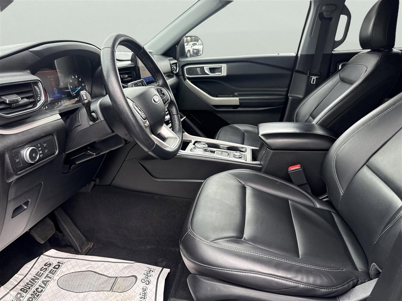 Ford Explorer XLT 4WD 2022