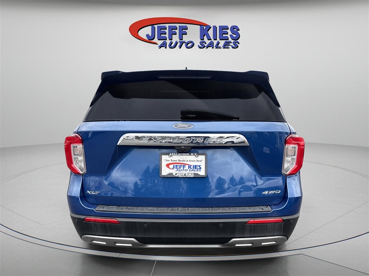 Ford Explorer XLT 4WD 2022