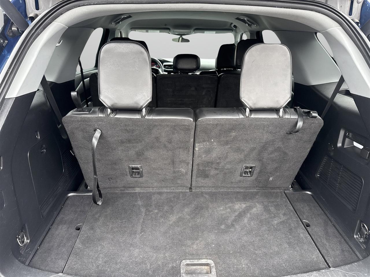 Ford Explorer XLT 4WD 2022