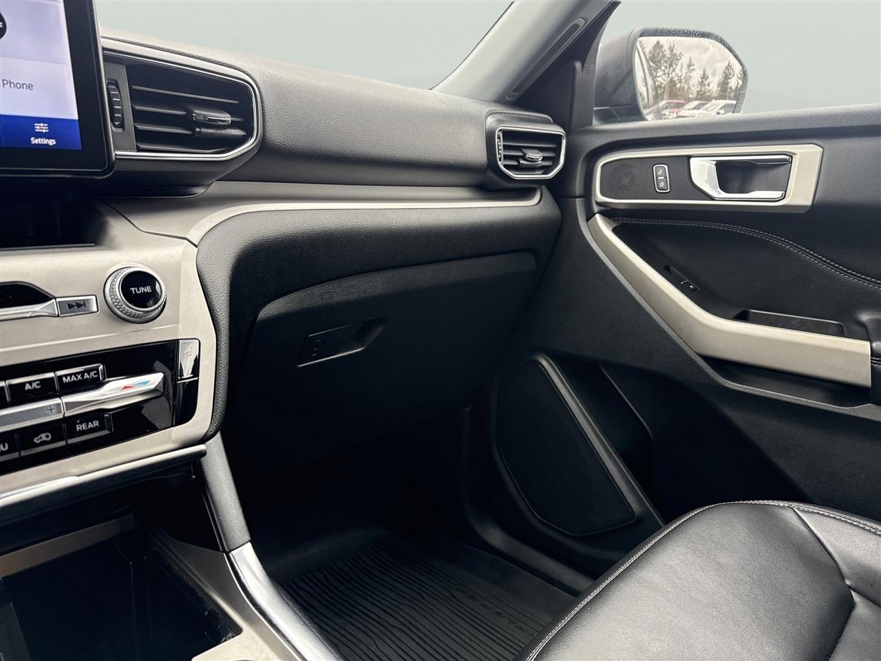 Ford Explorer XLT 4WD 2022