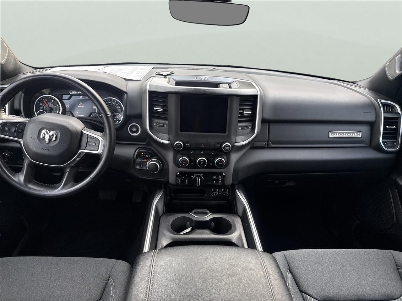 RAM 1500 Big Horn 4x4 Quad Cab 6'4" Box 2022