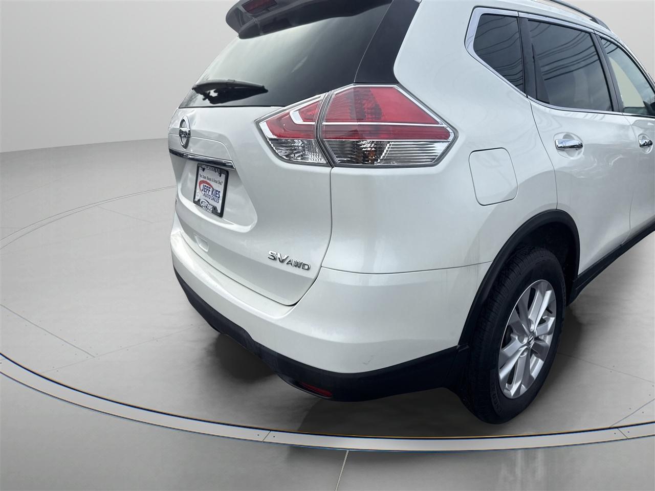 Nissan Rogue AWD 4dr SV 2016