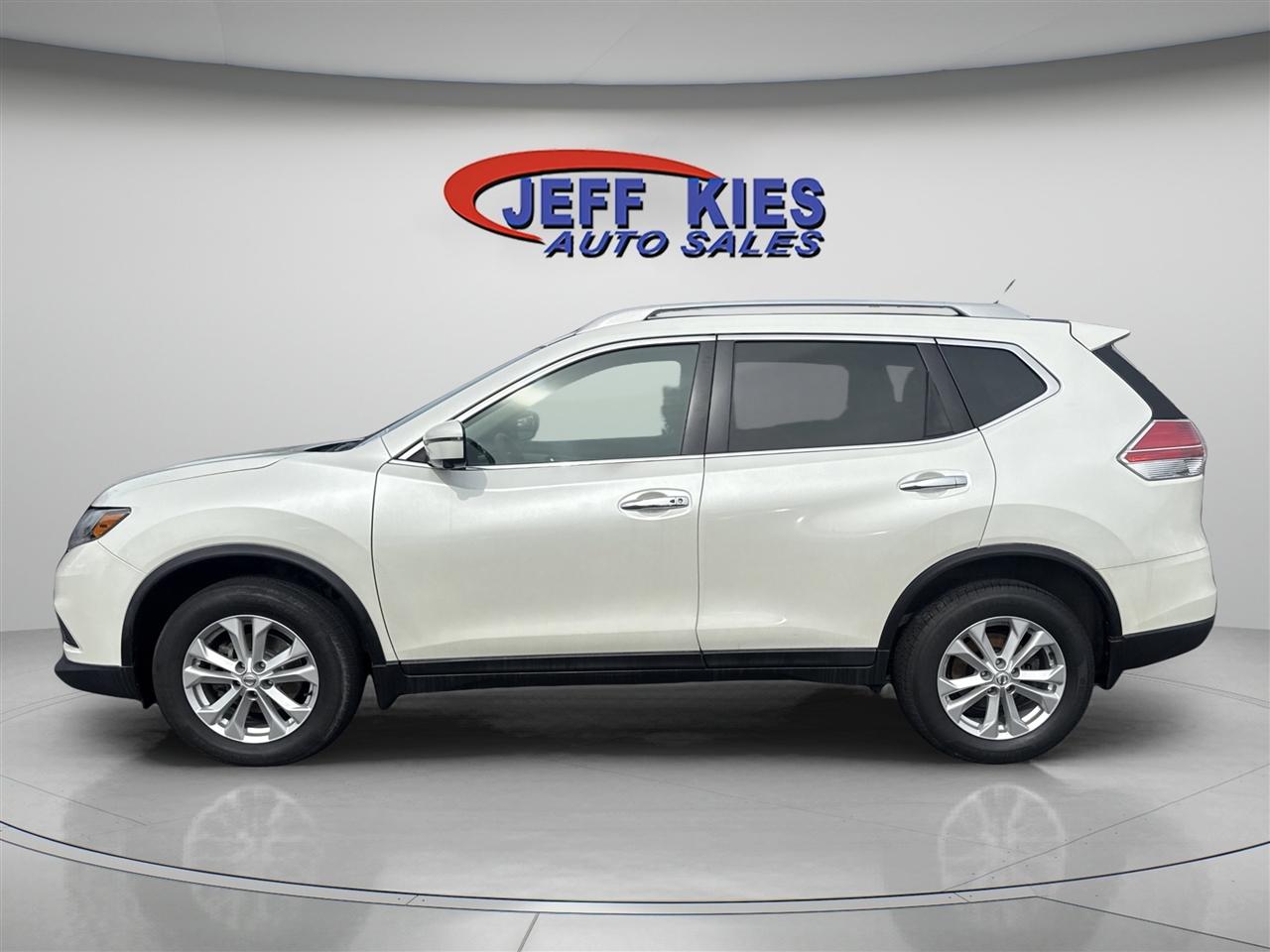 Nissan Rogue AWD 4dr SV 2016