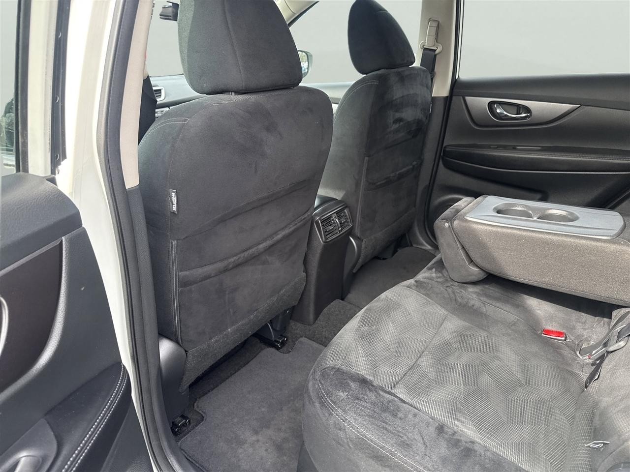 Nissan Rogue AWD 4dr SV 2016