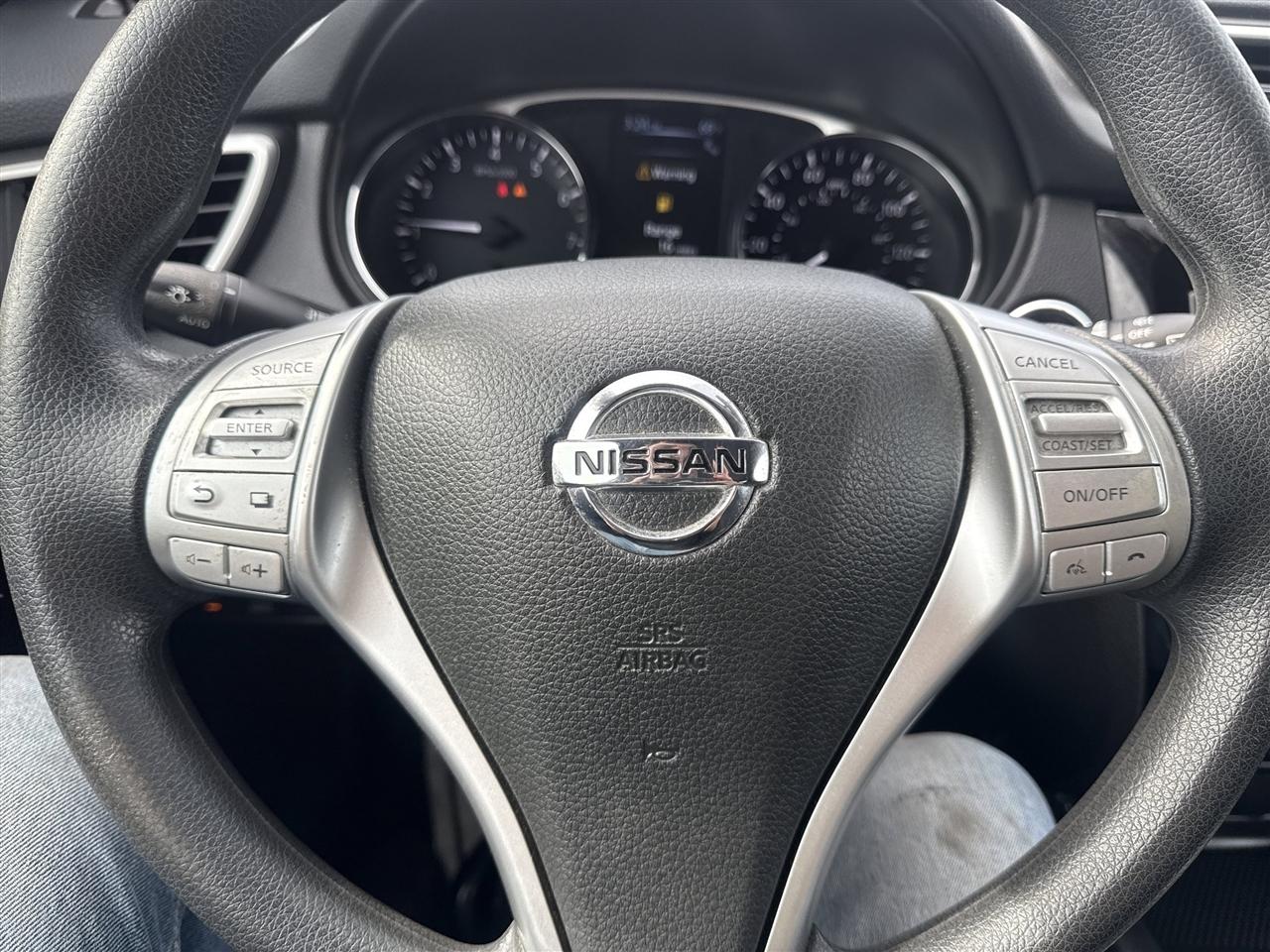 Nissan Rogue AWD 4dr SV 2016