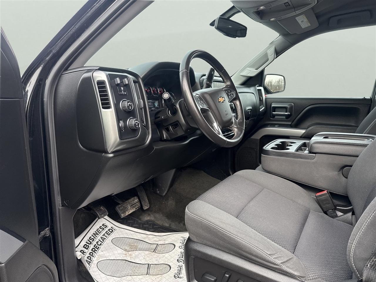 Chevrolet Silverado 1500 4WD Crew Cab 143.5" LT w/2LT 2018