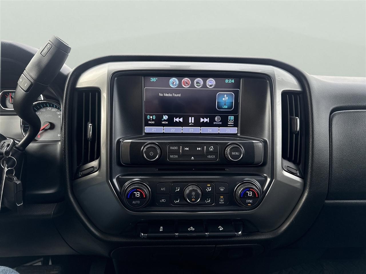 Chevrolet Silverado 1500 4WD Crew Cab 143.5" LT w/2LT 2018