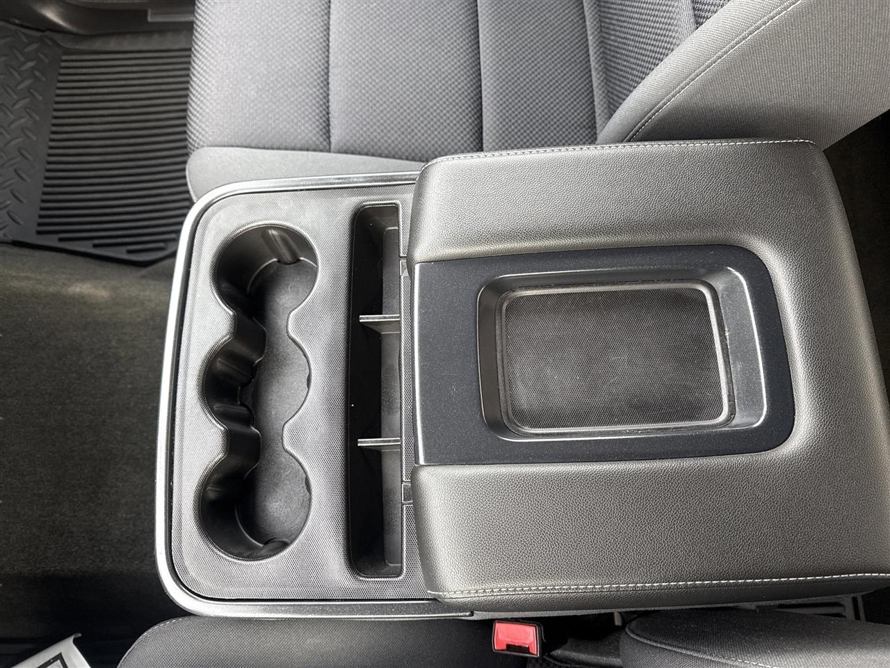 Chevrolet Silverado 1500 4WD Crew Cab 143.5" LT w/2LT 2018