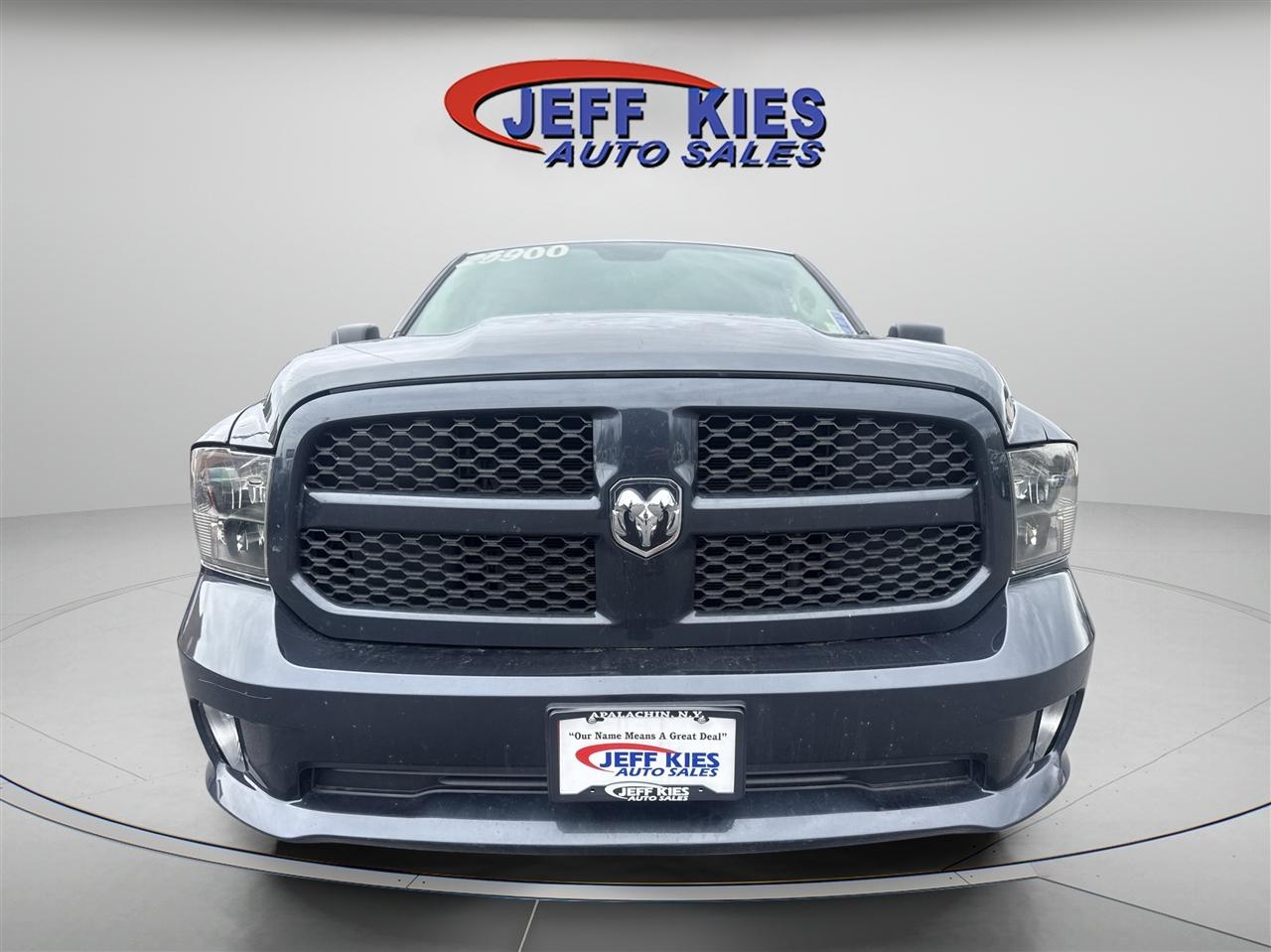 RAM 1500 Classic Express 4x4 Quad Cab 6'4" Box 2019