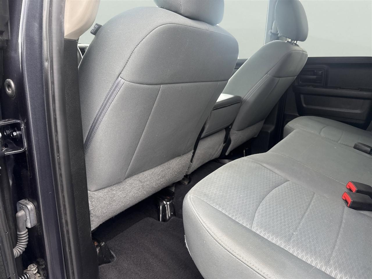 RAM 1500 Classic Express 4x4 Quad Cab 6'4" Box 2019