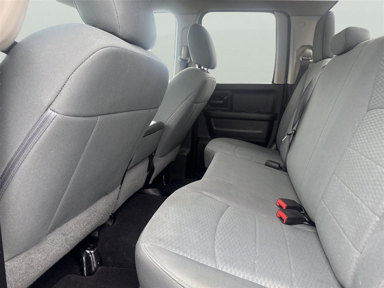 RAM 1500 Classic Express 4x4 Quad Cab 6'4" Box 2019