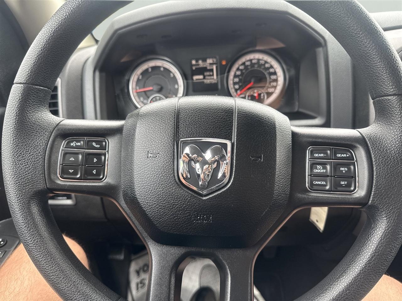 RAM 1500 Classic Express 4x4 Quad Cab 6'4" Box 2019