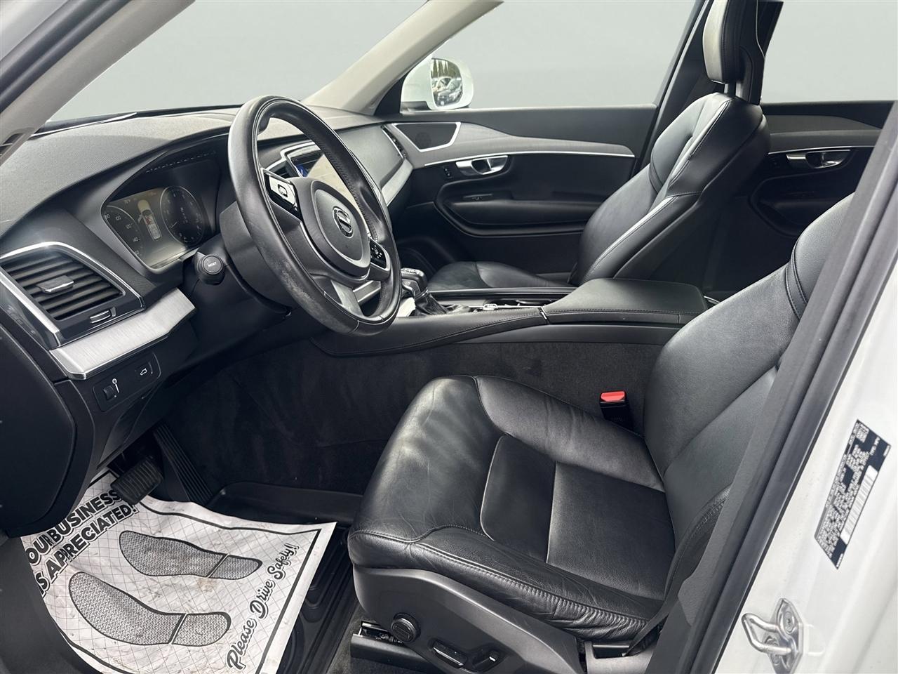 Volvo XC90 T5 AWD Momentum 7P 2021