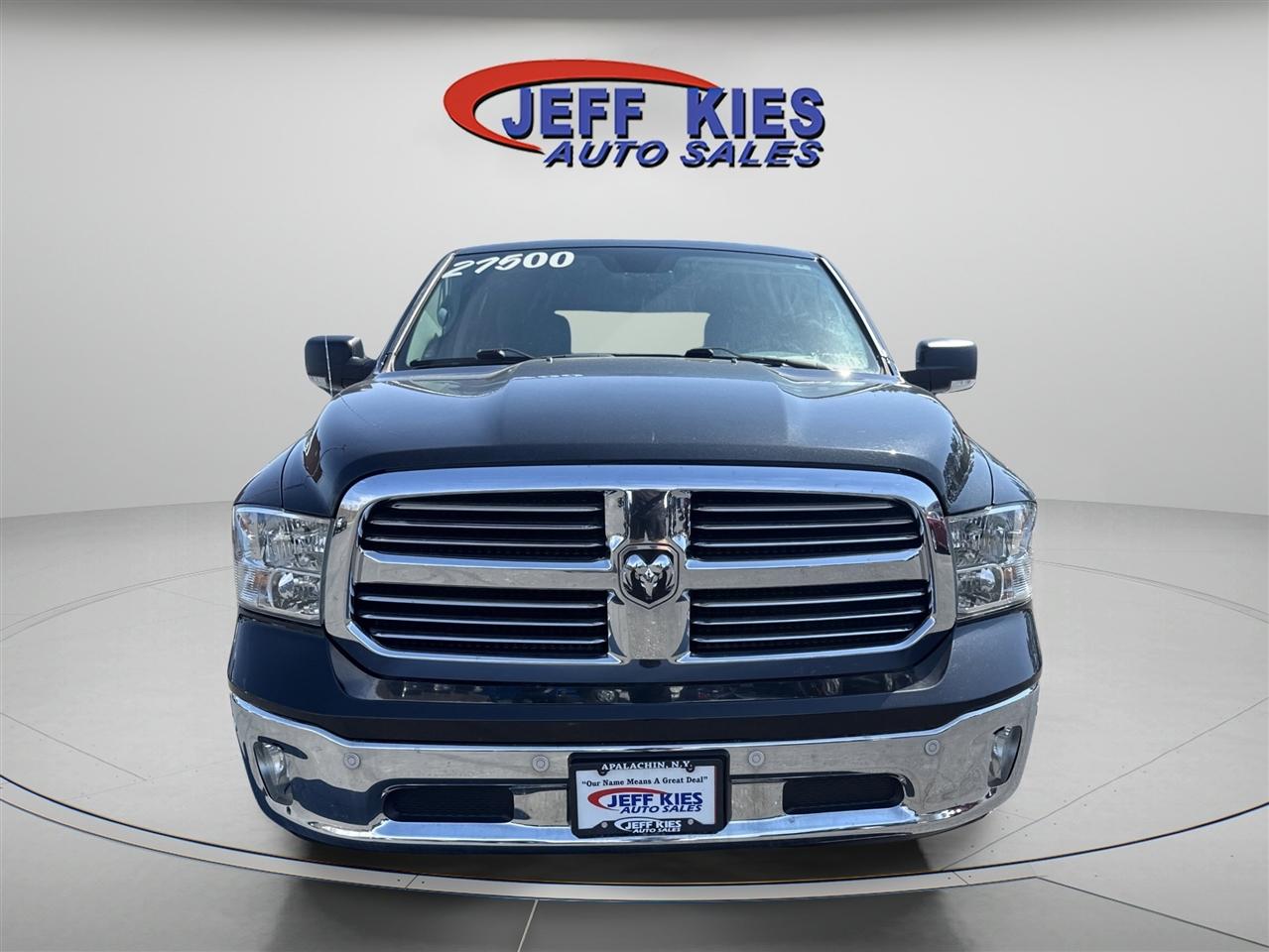 RAM 1500 Big Horn 4x4 Crew Cab 5'7" Box 2018