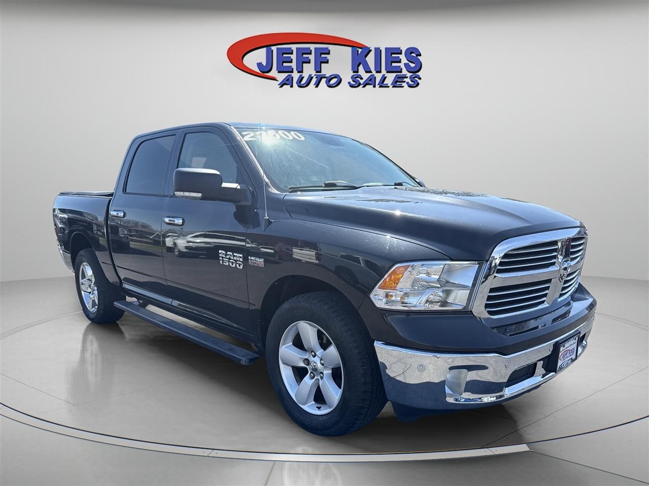 RAM 1500 Big Horn 4x4 Crew Cab 5'7" Box 2018