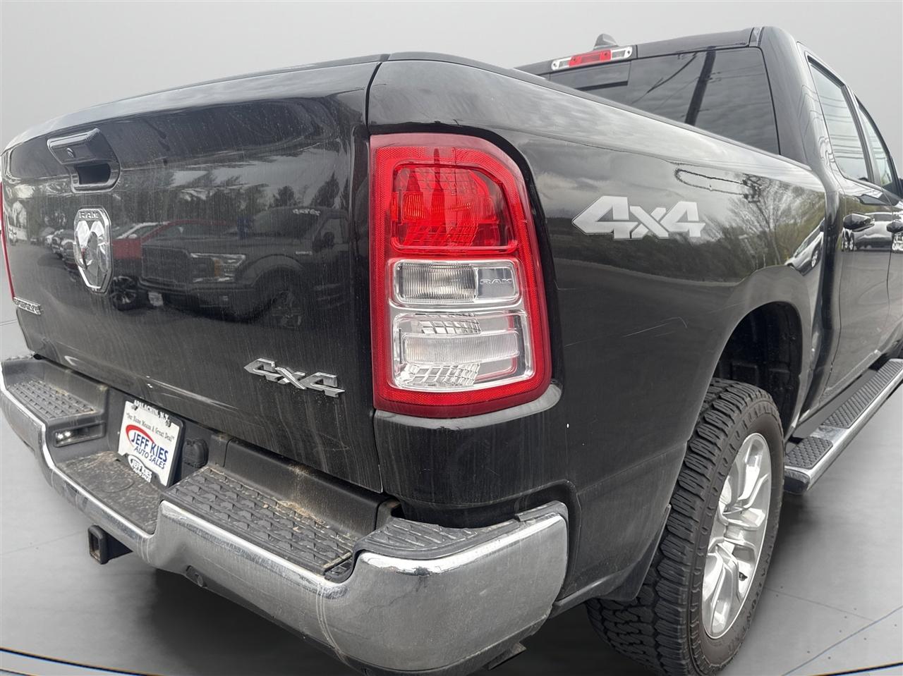 RAM 1500 Big Horn/Lone Star 4x4 Crew Cab 5'7" Box 2019