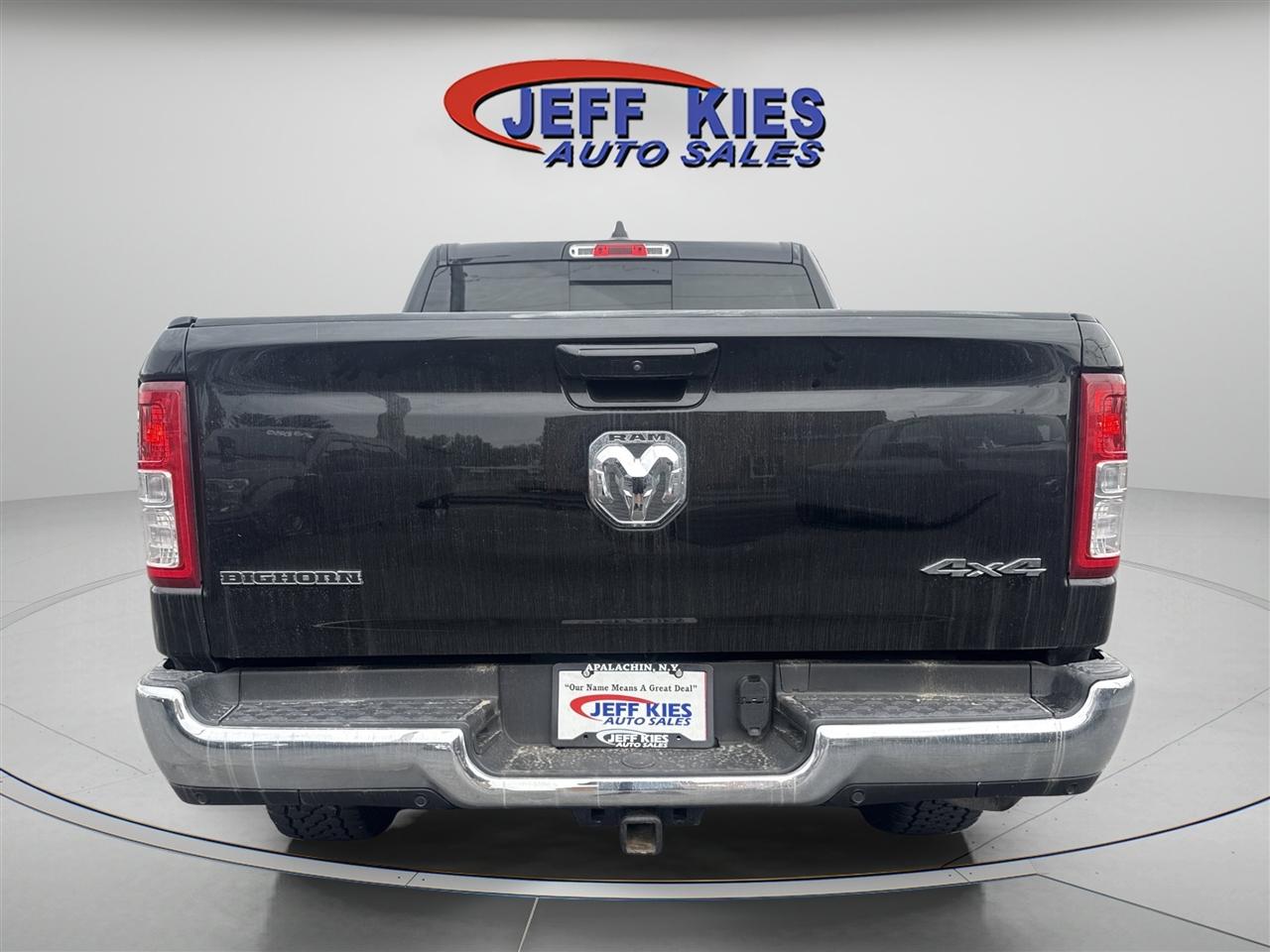 RAM 1500 Big Horn/Lone Star 4x4 Crew Cab 5'7" Box 2019