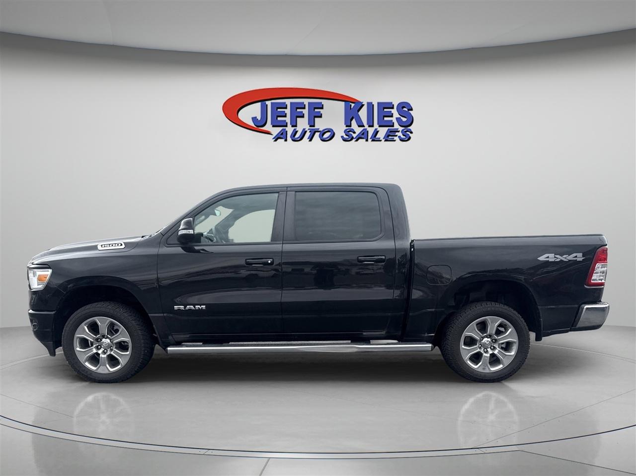 RAM 1500 Big Horn/Lone Star 4x4 Crew Cab 5'7" Box 2019