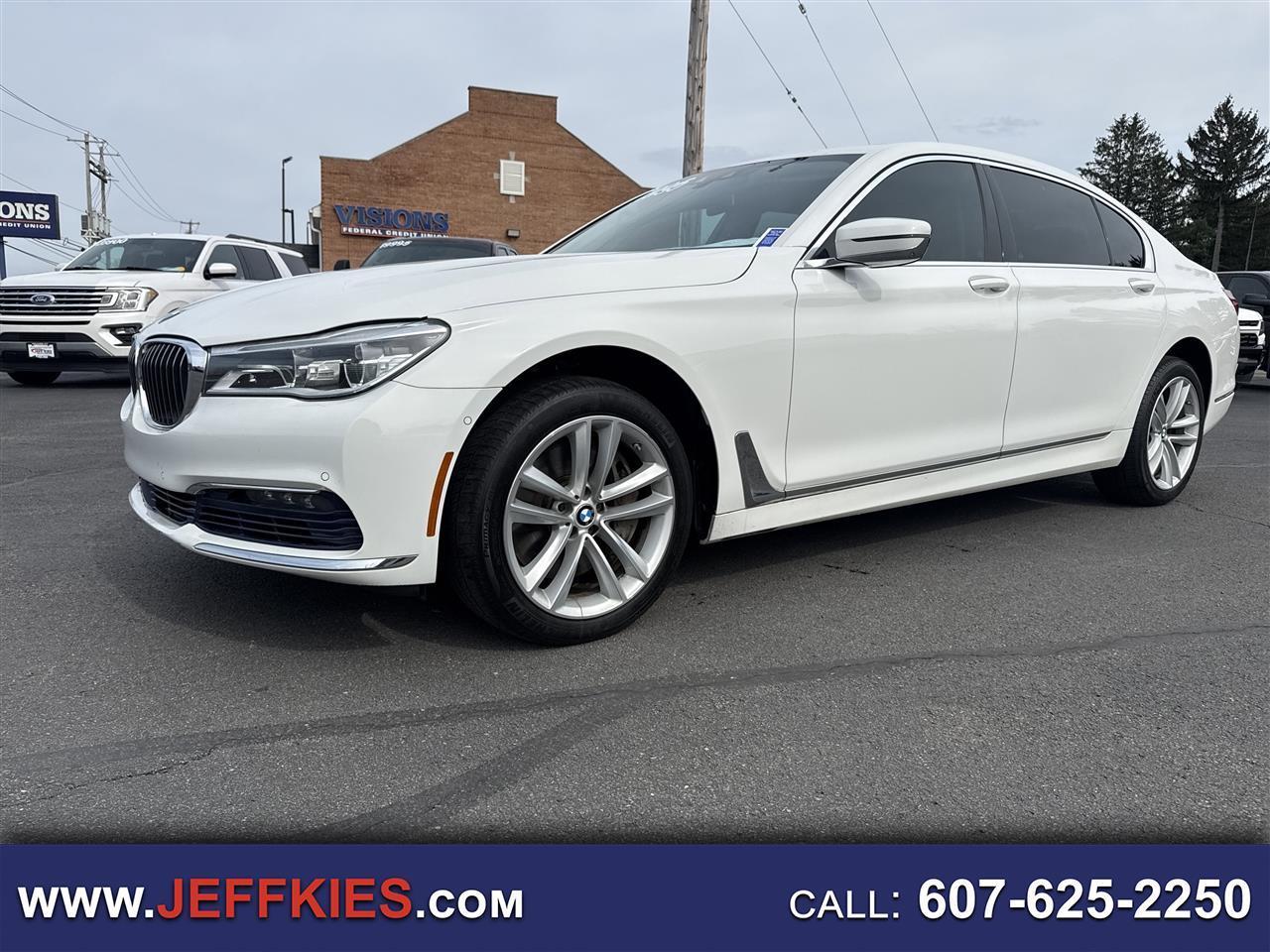 2016 BMW 7 Series 4dr Sdn 750i xDrive AWD