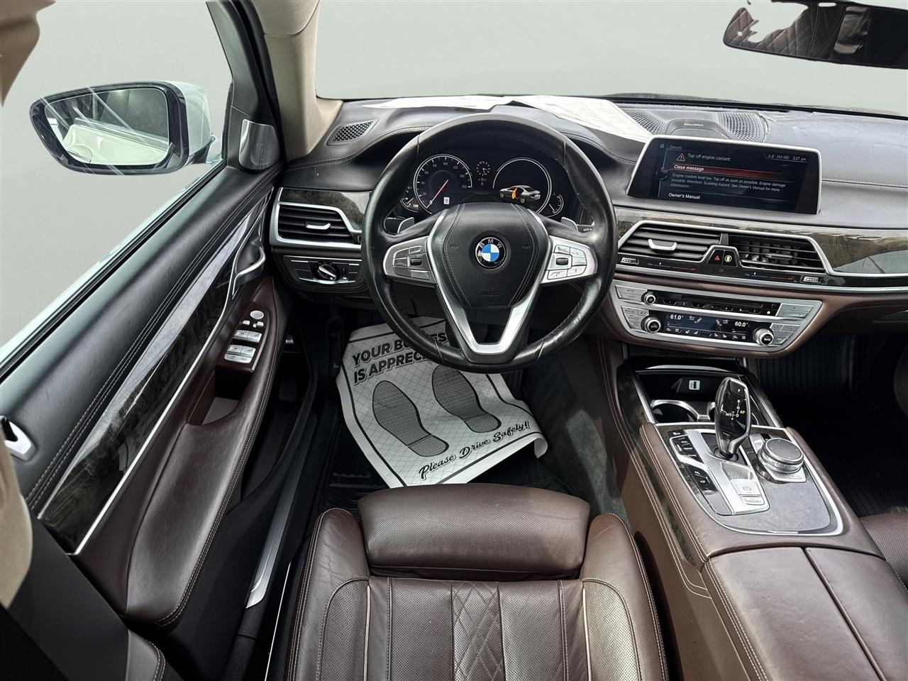 BMW 7 Series 4dr Sdn 750i xDrive AWD 2016